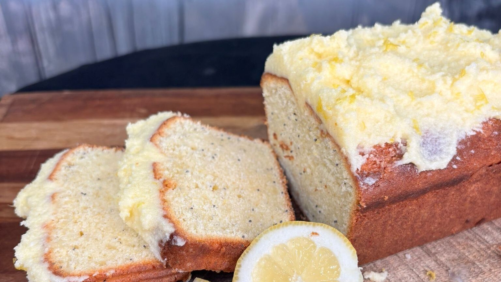 Limonin makov kruh recept danes