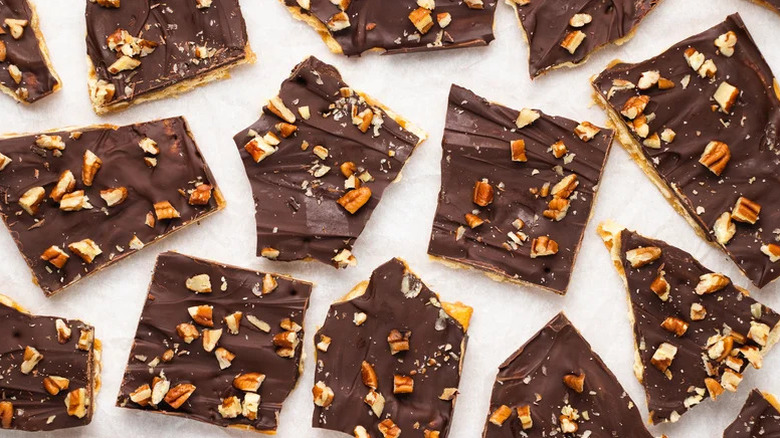 chocolate toffee crackers on parchment paper