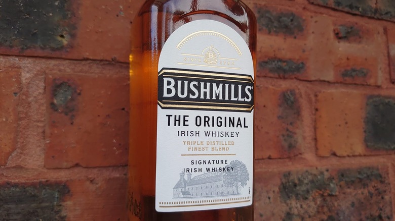The top of Bushmills Original's front label showing its distillation method and type