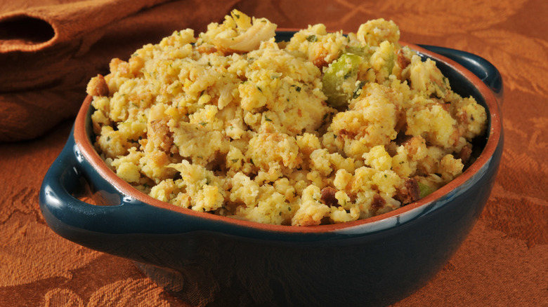 A black pot of cornbread stuffing