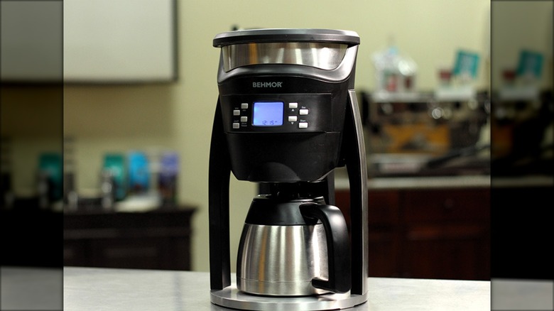 The Behmor Brazen Plus 4.0 on a countertop