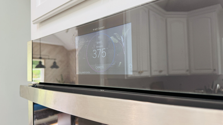 Oven temperature screen reading 375 F