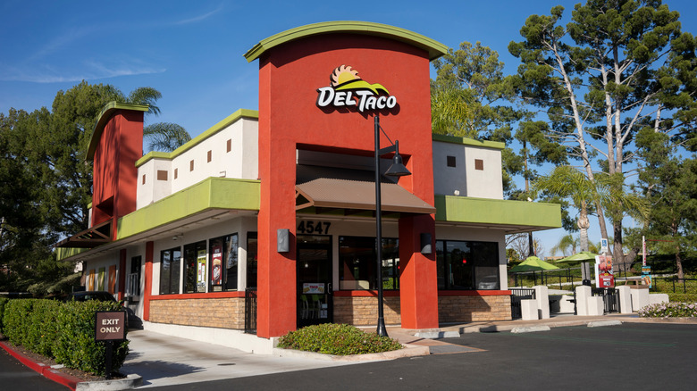 Del Taco restaurant exterior on a nice day