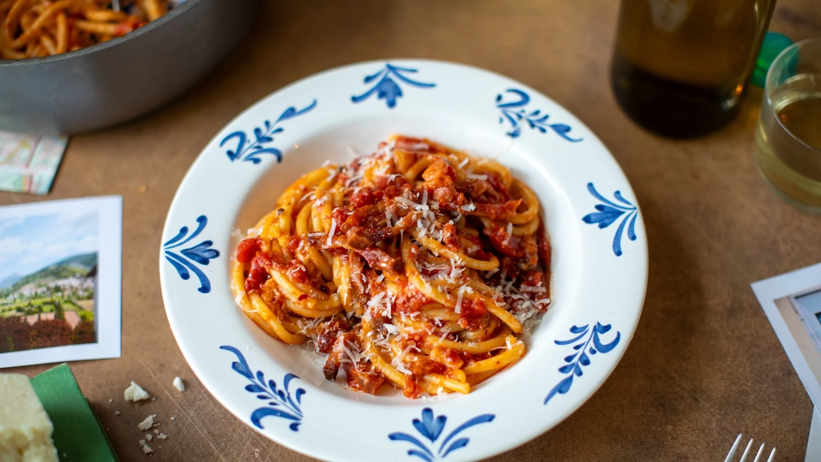 Donalova italijanska kuhinja: Amatriciana z bucatini testeninami